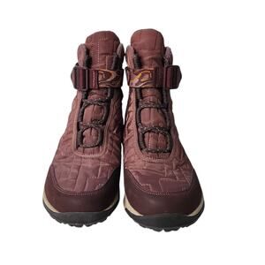 Chaco Women's Borealis Quilt Waterproof Boots Mahogany JCH107470 Size 8.5
